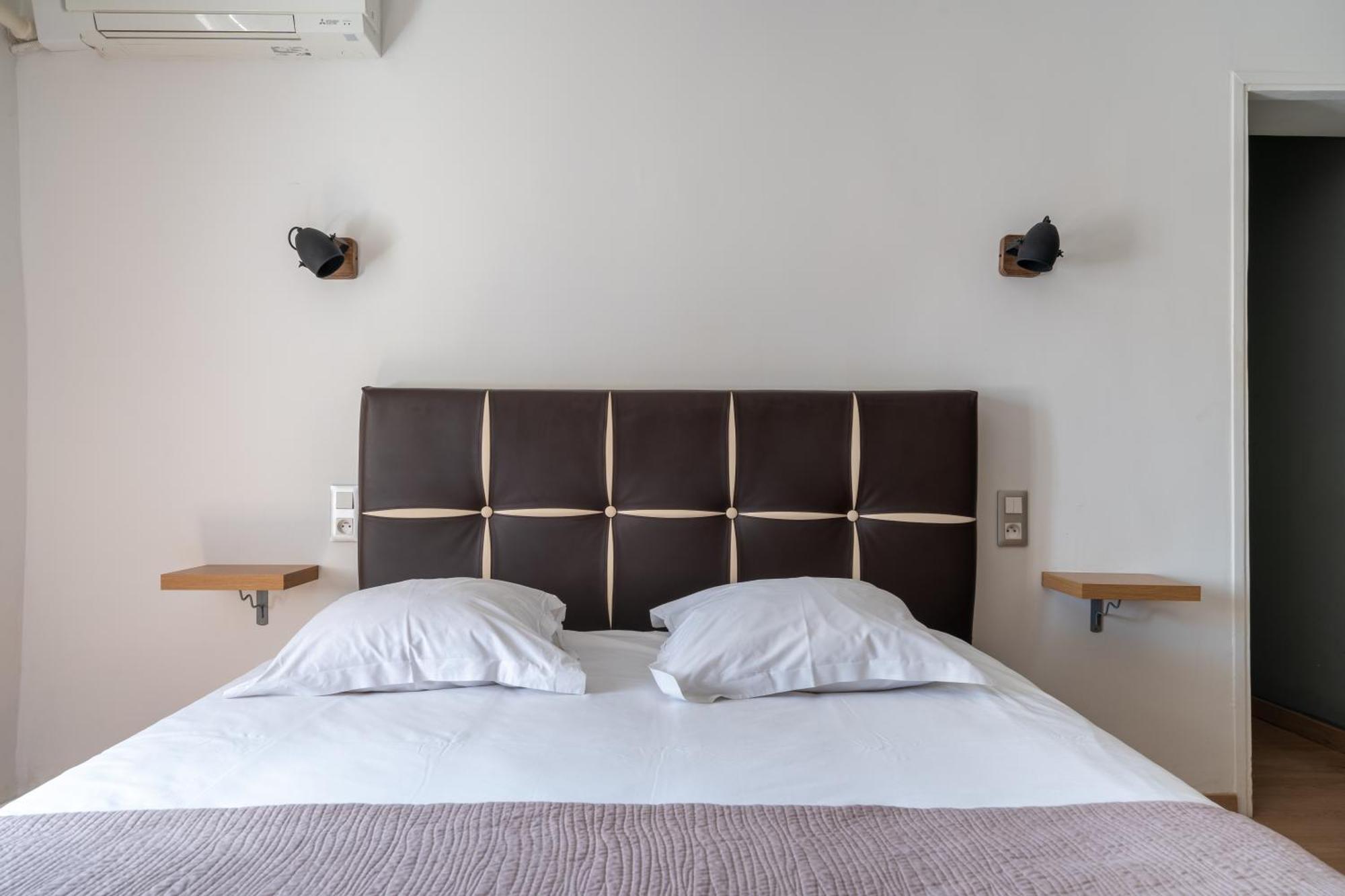 Logis Hotel Le Chene Vert Bollène Екстериор снимка